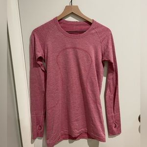 Lululemon Swiftly long-sleeved shirt